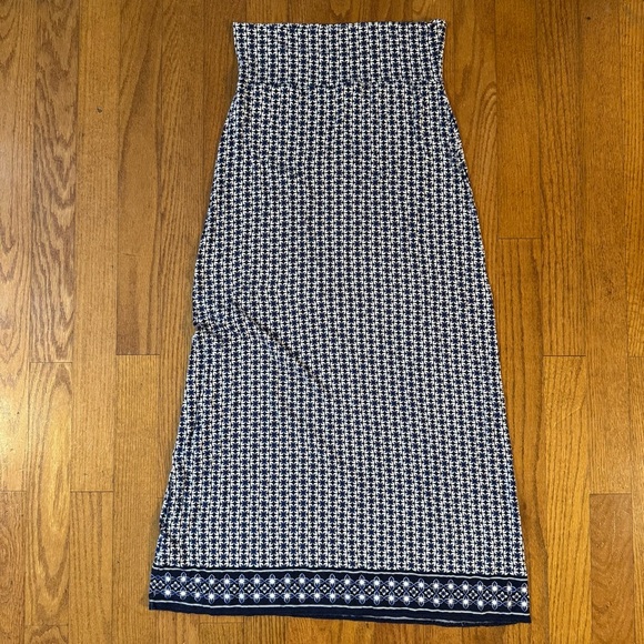 Max Studio Navy and White Skirt Women’s Size M - Picture 1 of 5